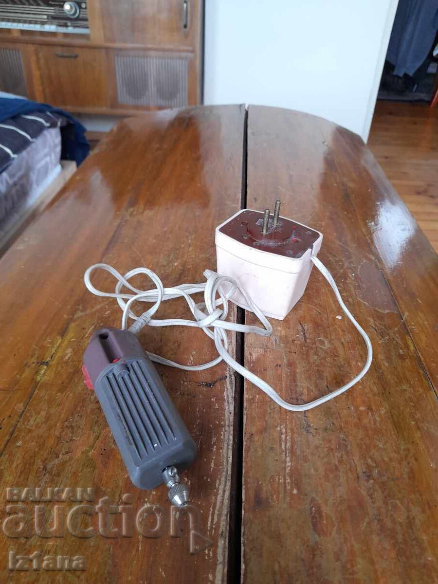 Παλιό τρυπάνι Παλιό τρυπάνι