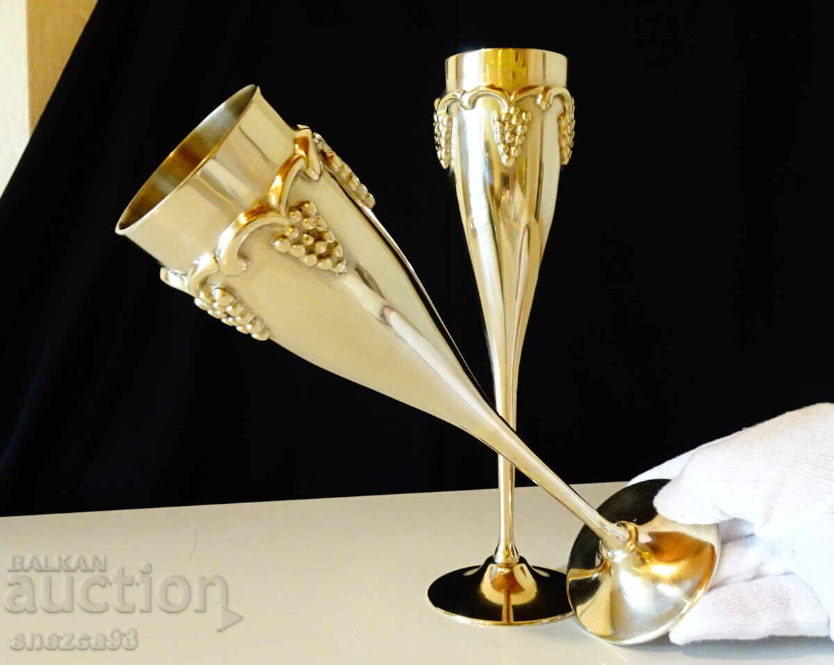 Bronze wine glasses, unique grape relief - 5