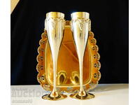 Cupe de vin din bronz, relief unic cu struguri