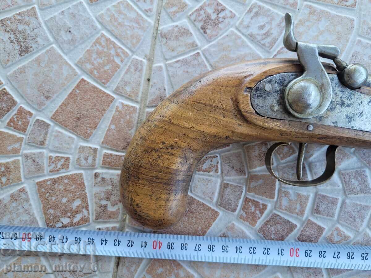 gun, pishtov, flint, euzalia with price 390.00 BGN | € 199.40