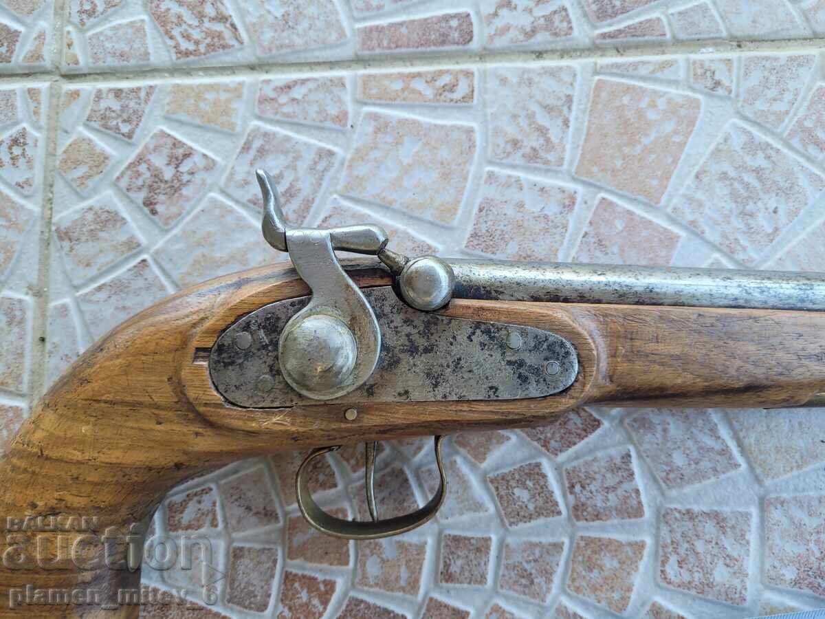 Auction  gun, pishtov, flint, euzalia