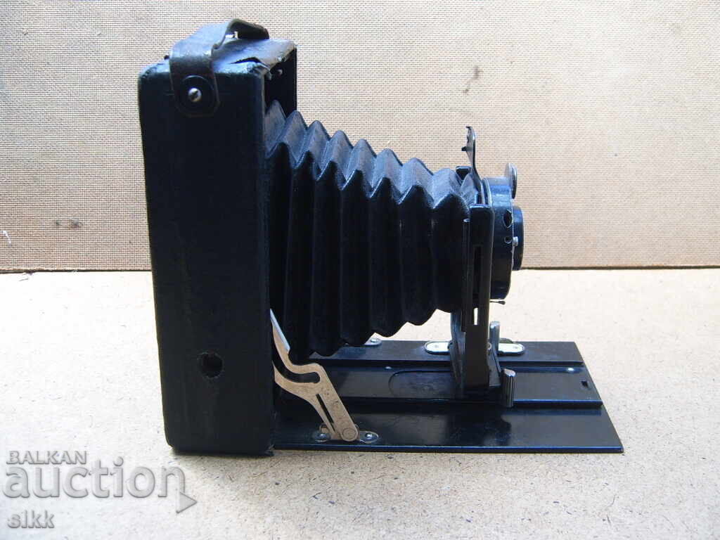 Aparat foto vechi de 9 X 12 cm Aparat foto vechi de 9 X 12 cm