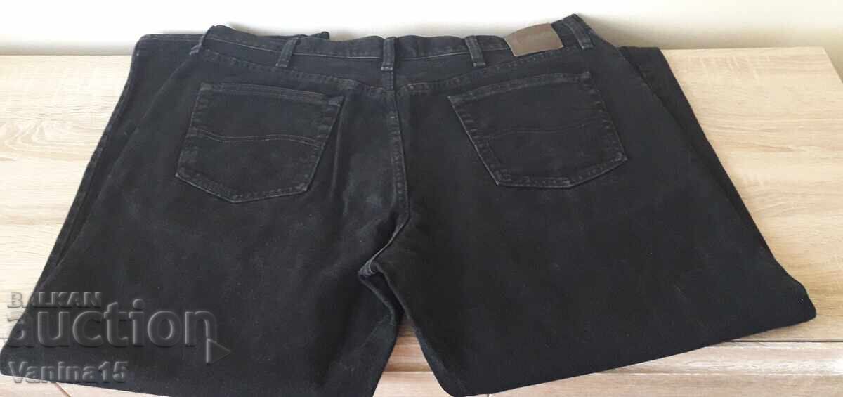 Livrarea Blugi negri americani Lee Livrarea Blugi negri americani Lee