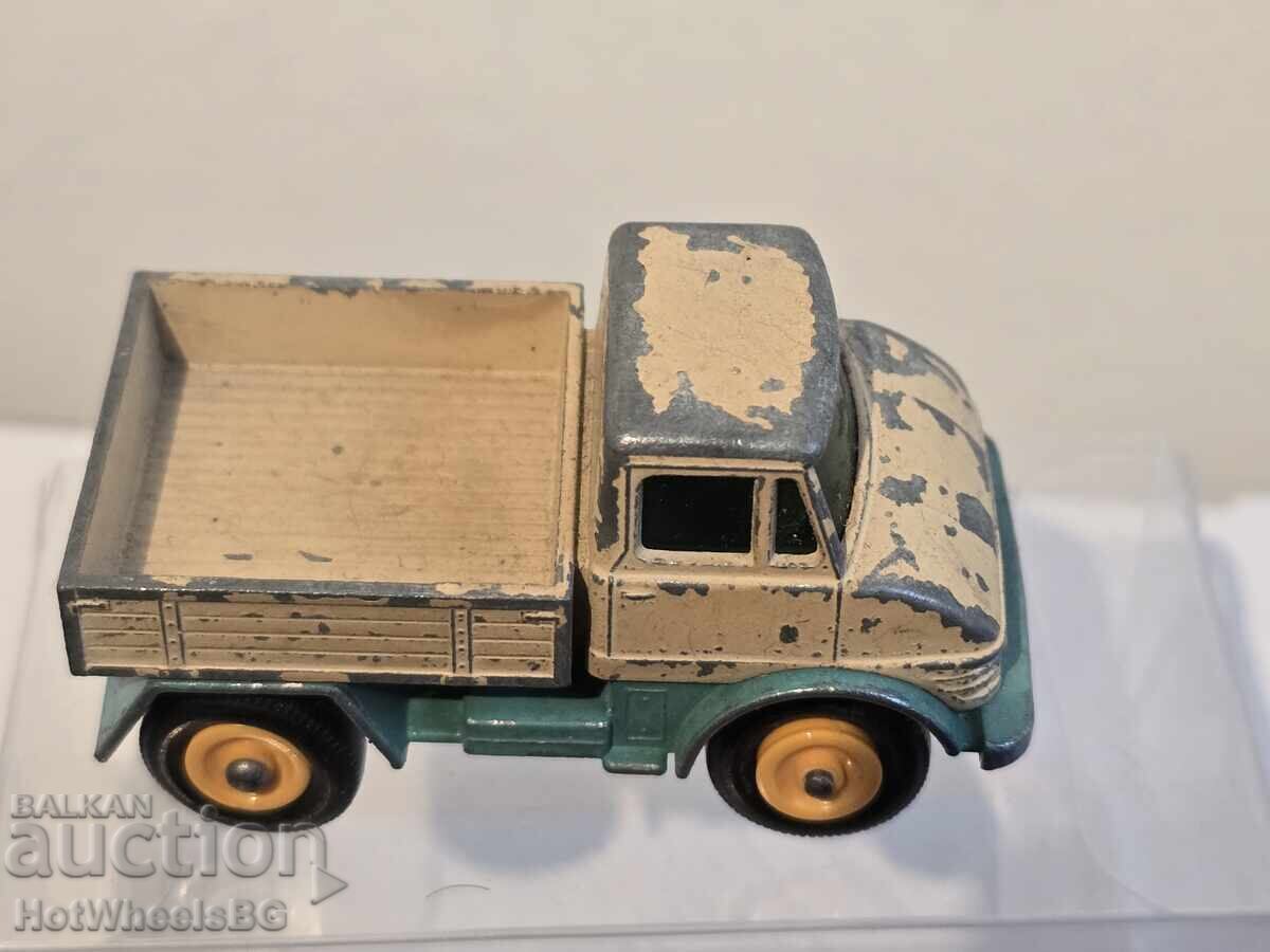 Matchbox Lesney No. 49B Unimog 1967 - 5