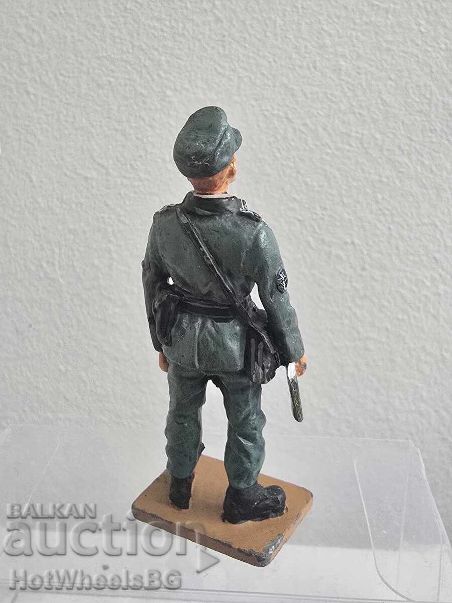 Delivery of Del Prado - SS Officer, Mountain Division, Germany 1944