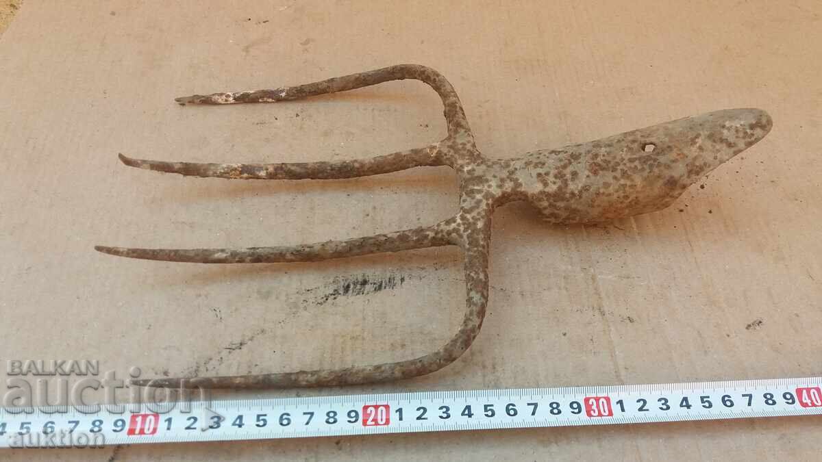 Delivery of SMALL SOLID VILLA - AGRICULTURAL LAND Delivery of SMALL SOLID VILLA - AGRICULTURAL LAND