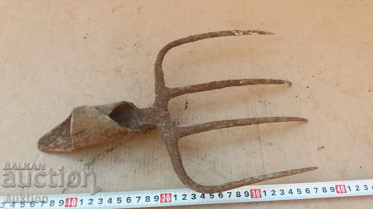 SMALL SOLID VILLA - AGRICULTURAL LAND - 6 SMALL SOLID VILLA - AGRICULTURAL LAND - 6