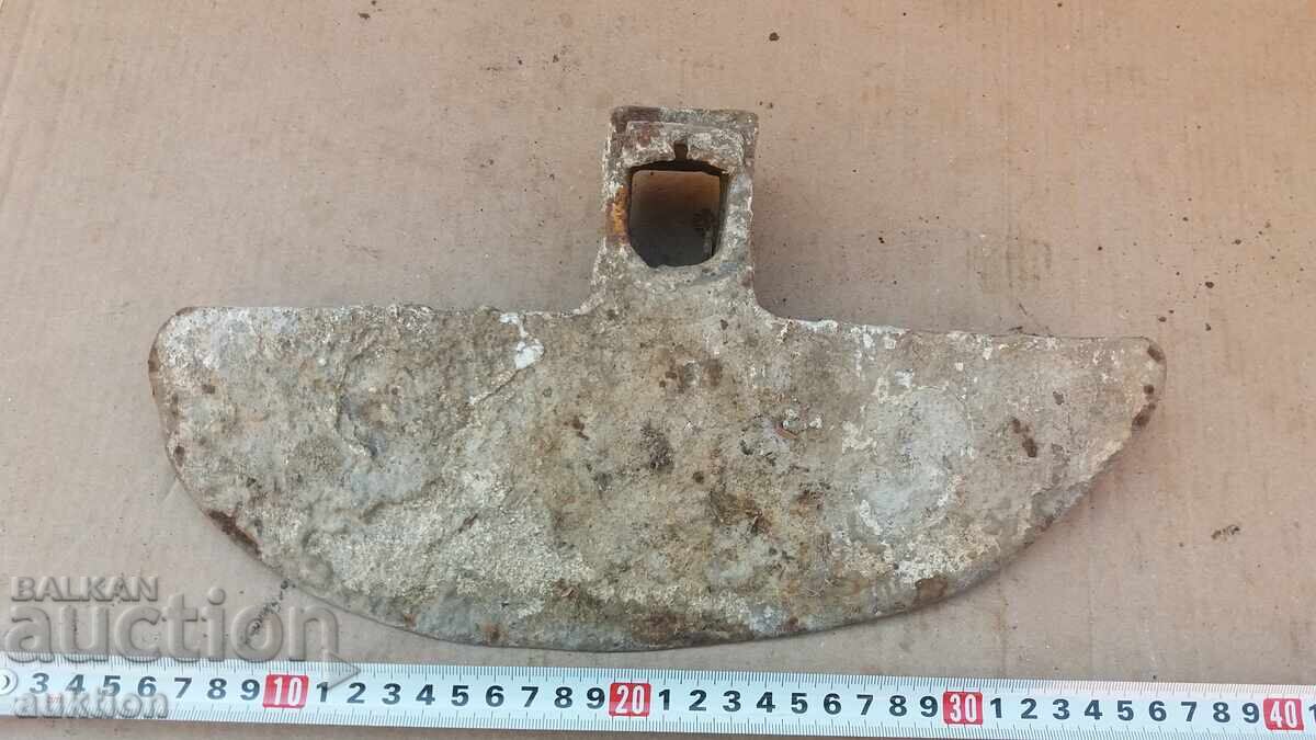 МАСИВНА МОТИКА с цена 4.99 лв. | € 2.55