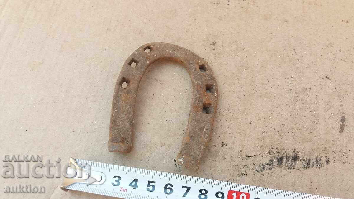 SOLID FORGED HORSESHOE with price 0.99 BGN | € 0.51
