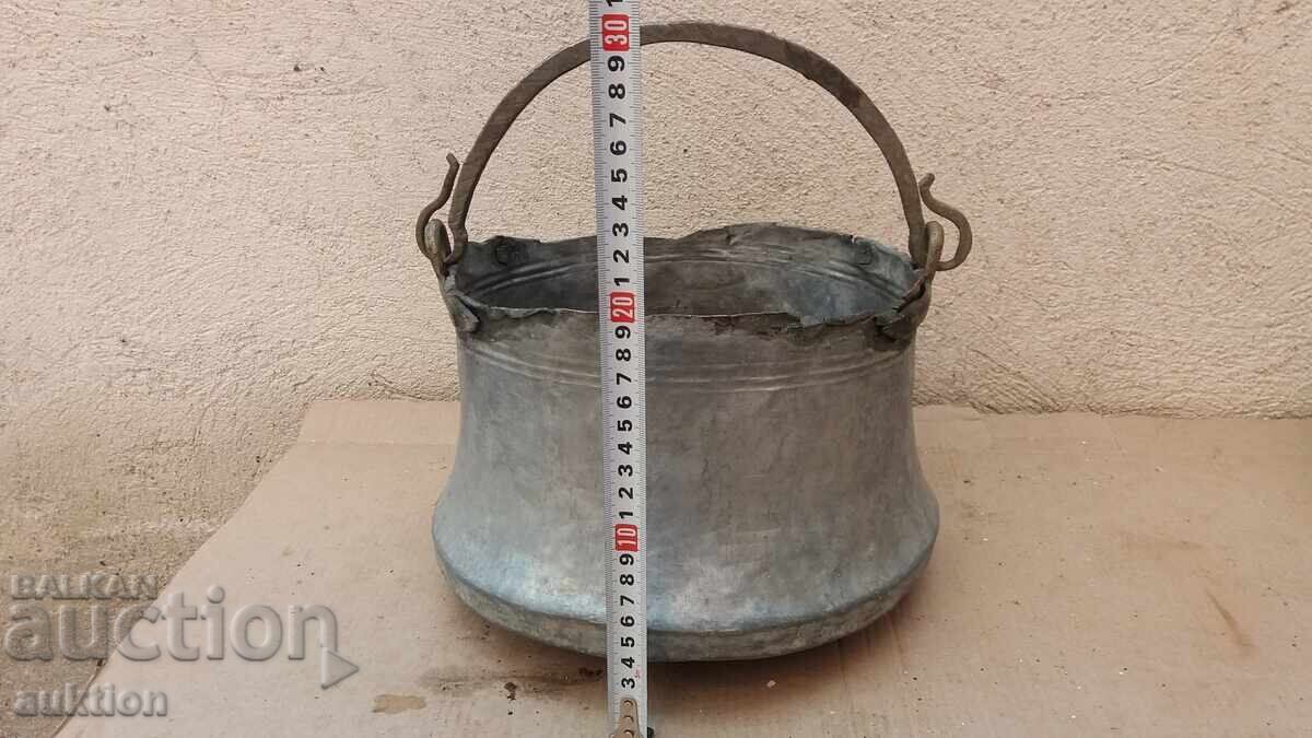 Аукцион КОВАН ВЪЗРОЖДЕНСКИ БАКЪР КАЛАЙДИСАН