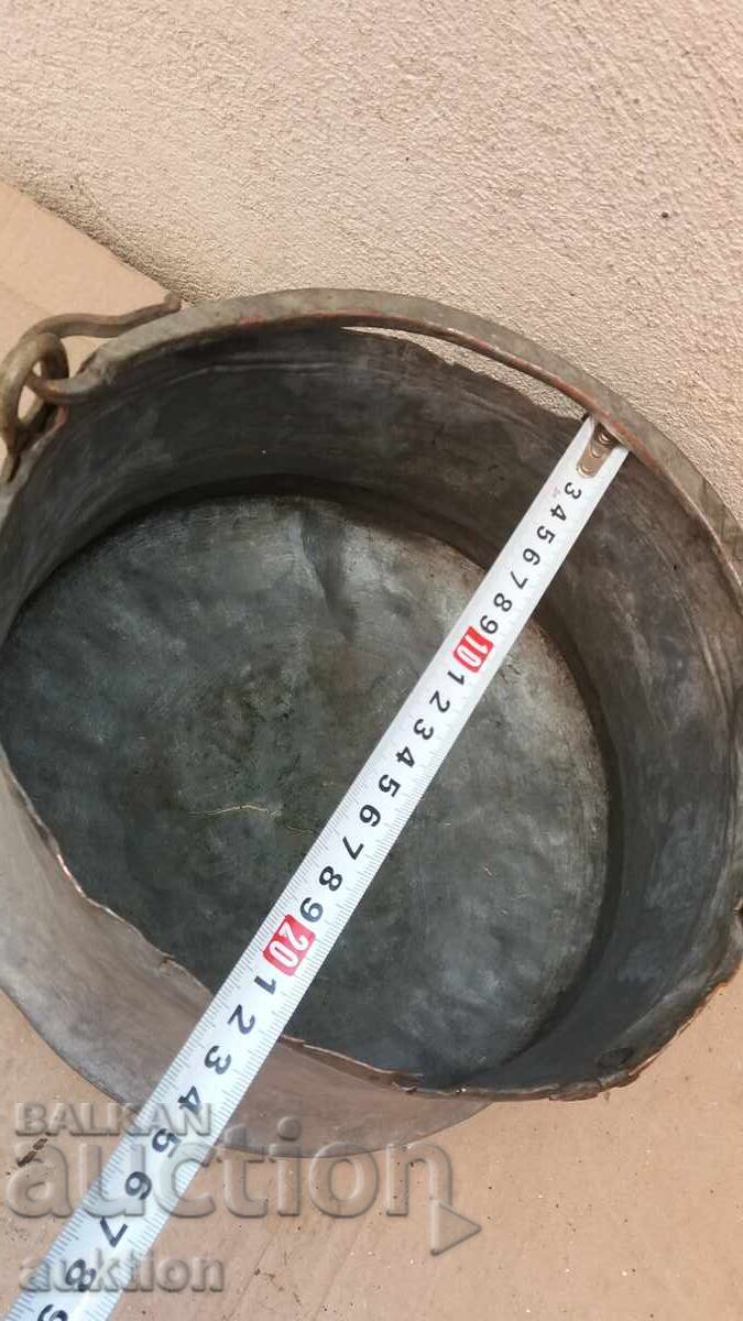 Доставка на КОВАН ВЪЗРОЖДЕНСКИ БАКЪР КАЛАЙДИСАН