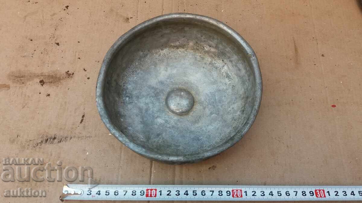 КОВАН ВЪЗРОЖДЕНСКИ КАЛАЙДИСАН ТАС ЗА БАНЯ - ОТЛИЧЕН с цена 26.99 лв. | € 13.80