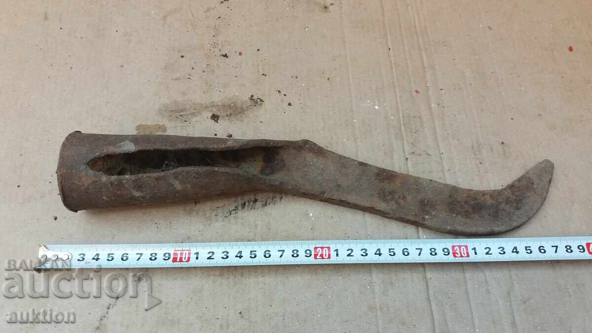 MASSIVE FORGED AXE - HATCHET - 5