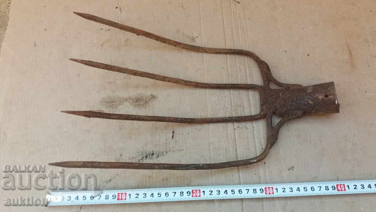 MASSIVE VILLA with price 5.99 BGN | € 3.06