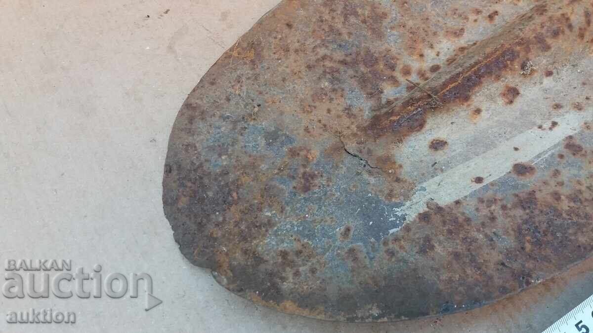 Доставка на СТАРА ЛОПАТА