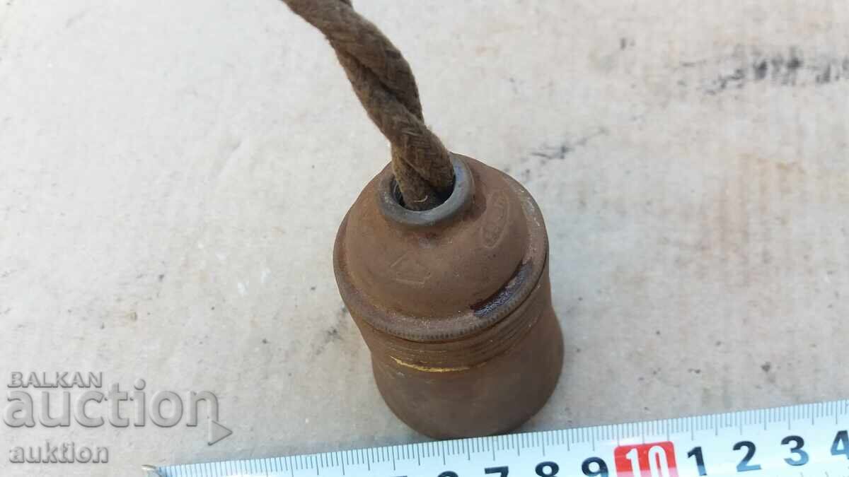 БРОНЗОВА ФАСУНГА ОТ ЦАРСКО ВРЕМЕ - 6 БРОНЗОВА ФАСУНГА ОТ ЦАРСКО ВРЕМЕ - 6