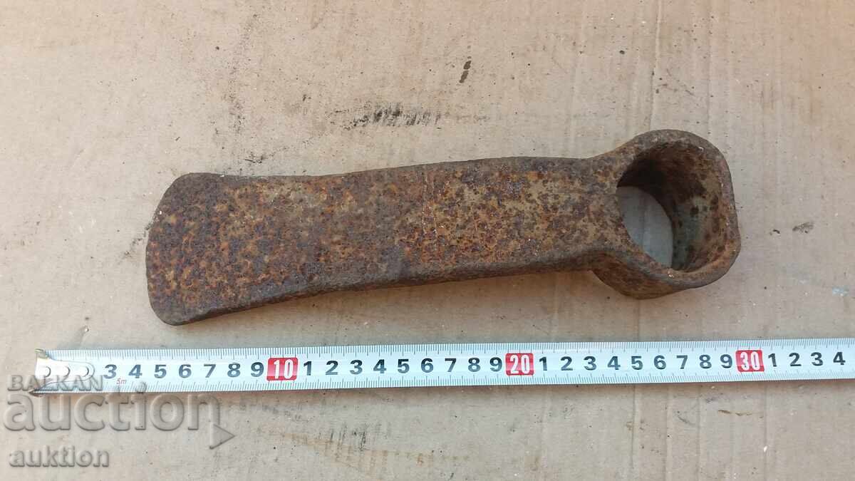 Δημοπρασία Σφυρήλατο, συμπαγές μαχαίρι για αφαίρεση λίθων Δημοπρασία Σφυρήλατο, συμπαγές μαχαίρι για αφαίρεση λίθων