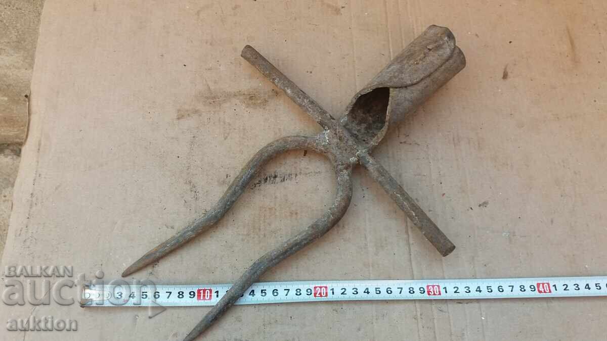 СТАРА ВИЛА ЗА ВАДЕНЕ НА ЦВЕКЛО - 6 СТАРА ВИЛА ЗА ВАДЕНЕ НА ЦВЕКЛО - 6