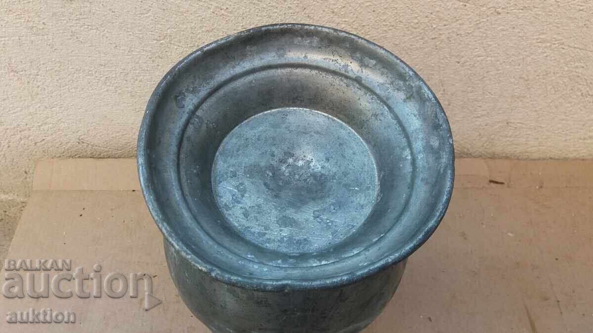 МАСИВНА МЕТАЛНА КАНА, ВАЗА - 7