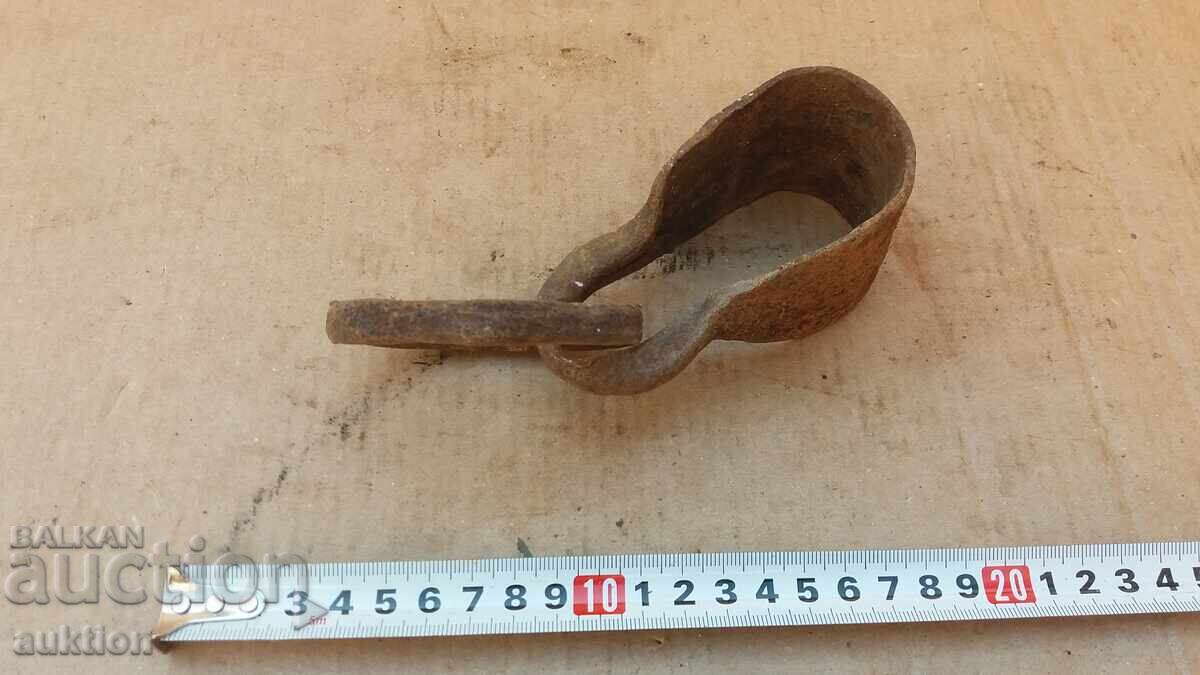 Доставка на масивна метална заключалка