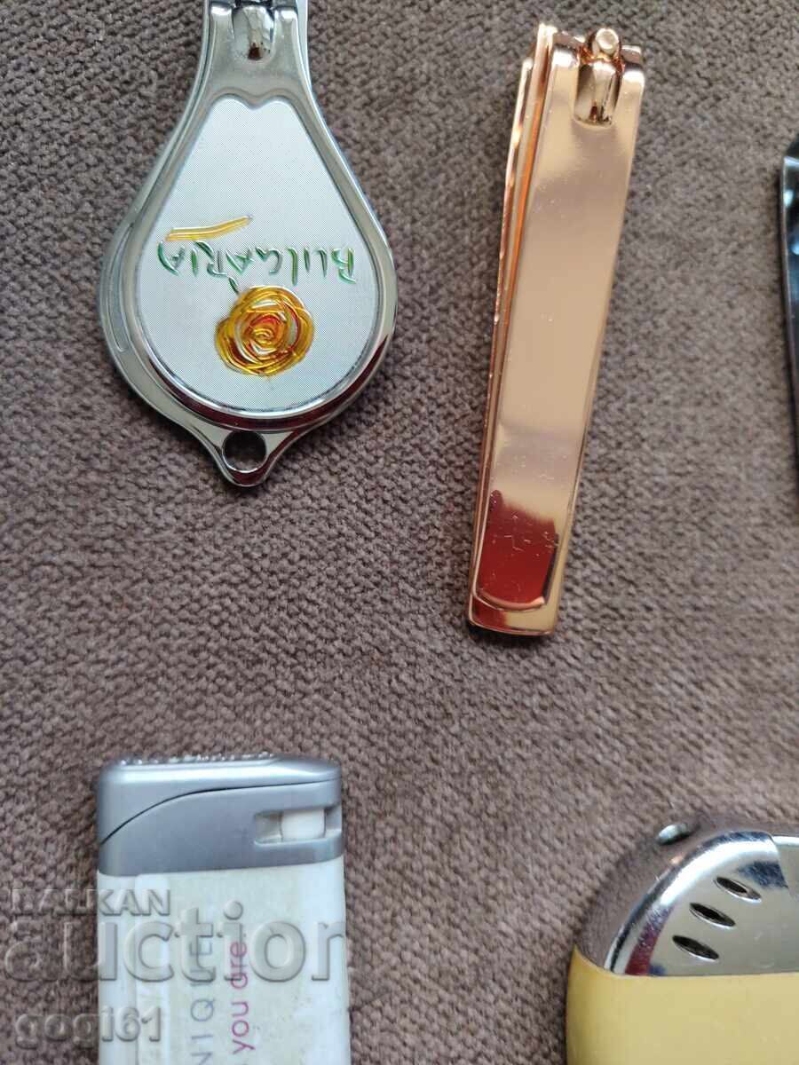 Lighters and nail clippers, lot 1 - 5