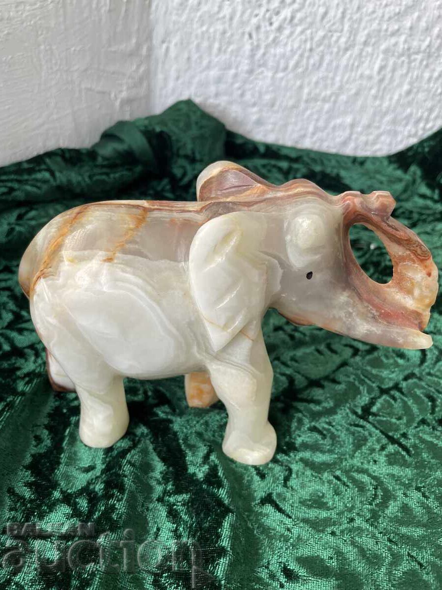 Licitație Elefant onix, 14 cm