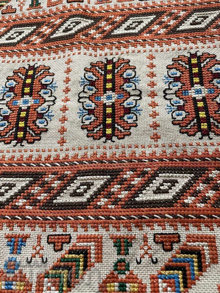 Μαξιλάρι - 50/35 εκ με τιμή € 35.95 | 70.31 BGN