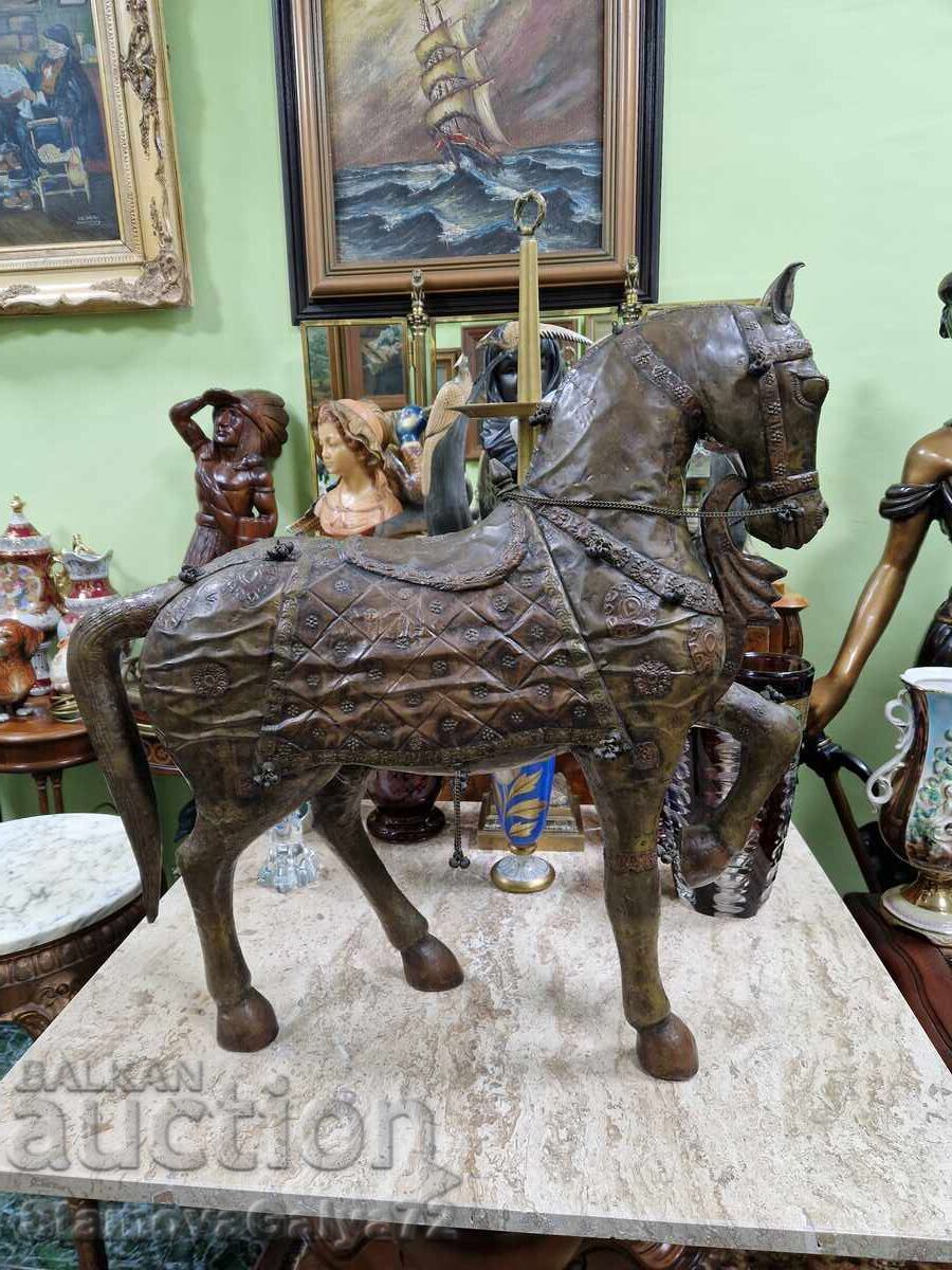 Figură unică, imensă, din lemn, cu aplicații din alamă - 5