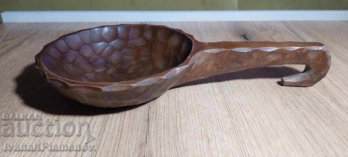 Wood carvings for connoisseurs, two pieces - 7