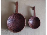 Wood carvings for connoisseurs, two pieces