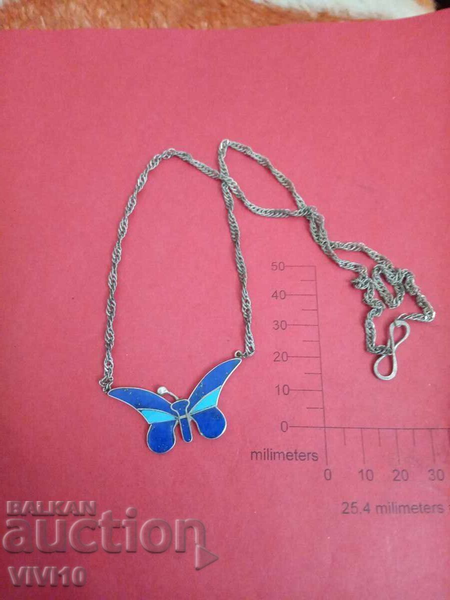 Αρχαίο κολιέ με σμάλτο