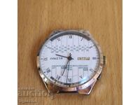 Часовник Ракета календар