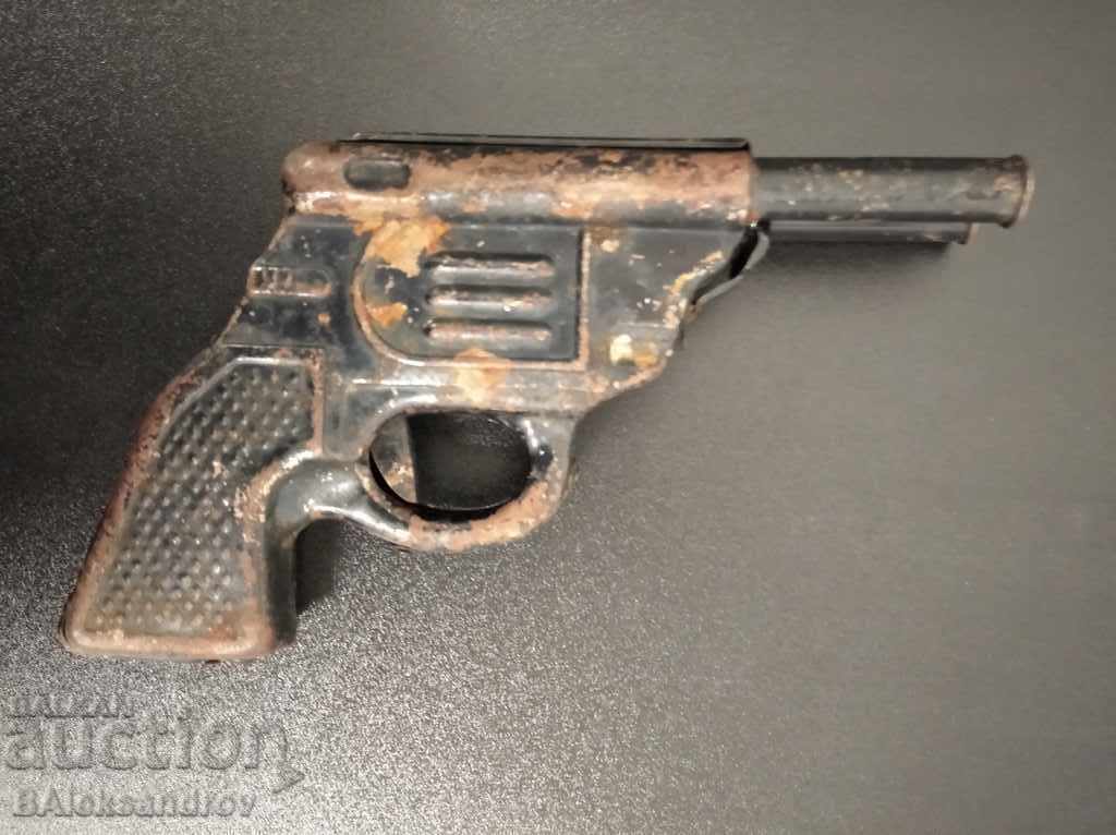 Pistol de tablă - jucărie