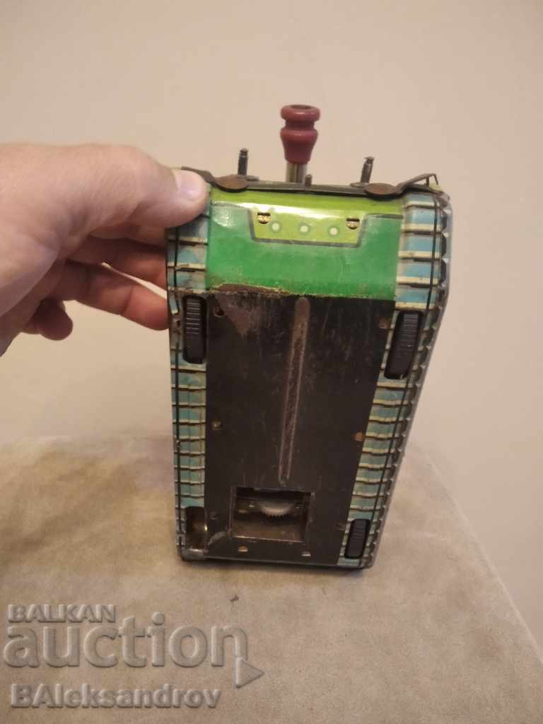 Jucărie mecanică veche din tablă - 5 Jucărie mecanică veche din tablă - 5