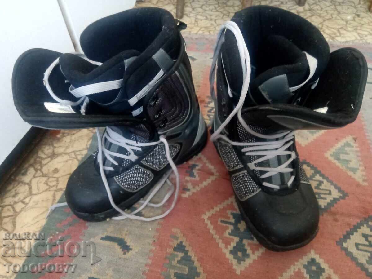 Bocanci pentru snowboard Bocanci pentru snowboard