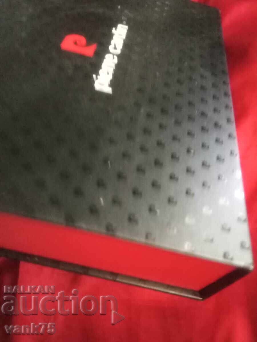 Cutie de colecție cu lot întreg pentru artiști cu preț 6.99 BGN | € 3.57 Cutie de colecție cu lot întreg pentru artiști cu preț 6.99 BGN | € 3.57