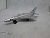 MODEL DE AVION MIG-21, FABRICAT ÎN BULGARIA