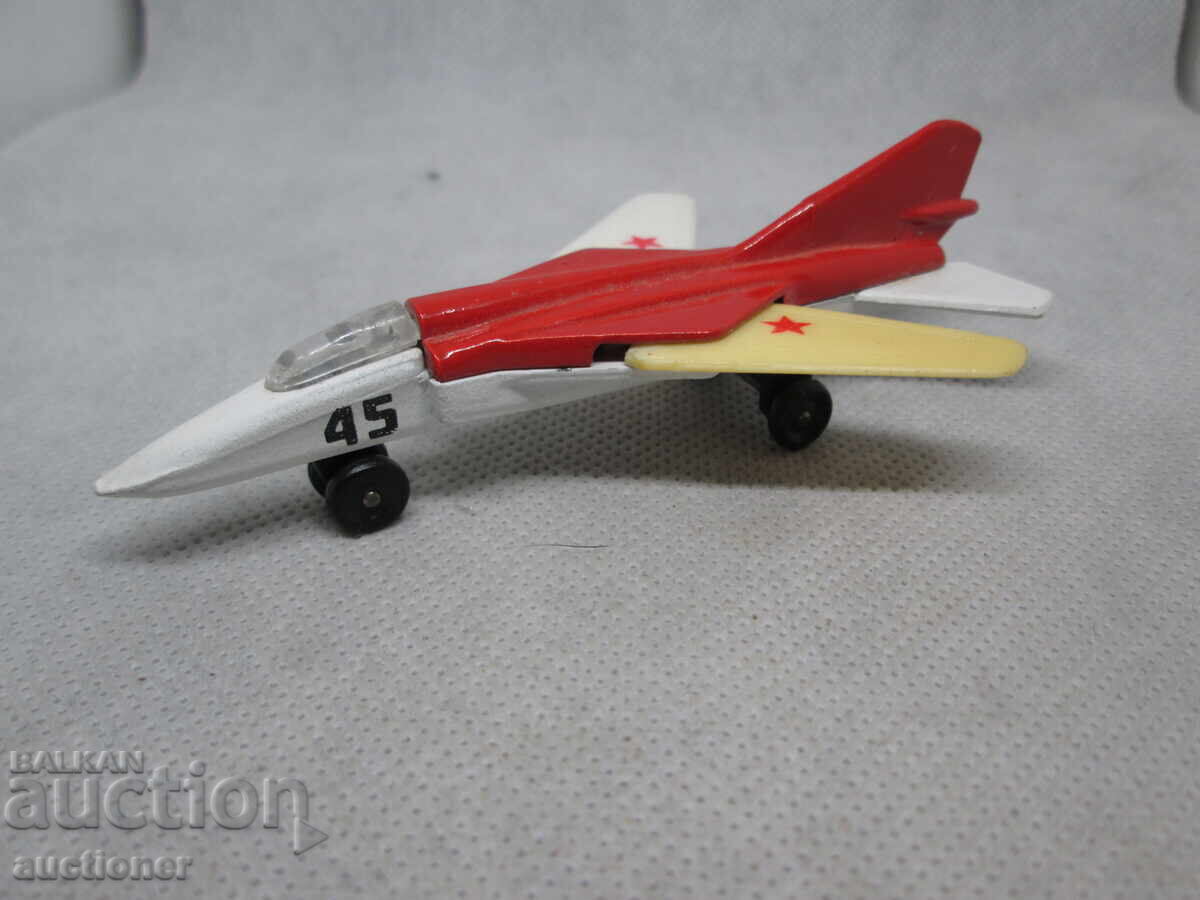 ΜΟΝΤΕΛΟ ΑΕΡΟΣΚΑΦΟΥΣ ΣΥΛΛΕΚΤΙΚΟ, ΚΑΤΑΣΚΕΥΑΣΜΕΝΟ ΣΤΗ ΒΟΥΛΓΑΡΙΑ - 87