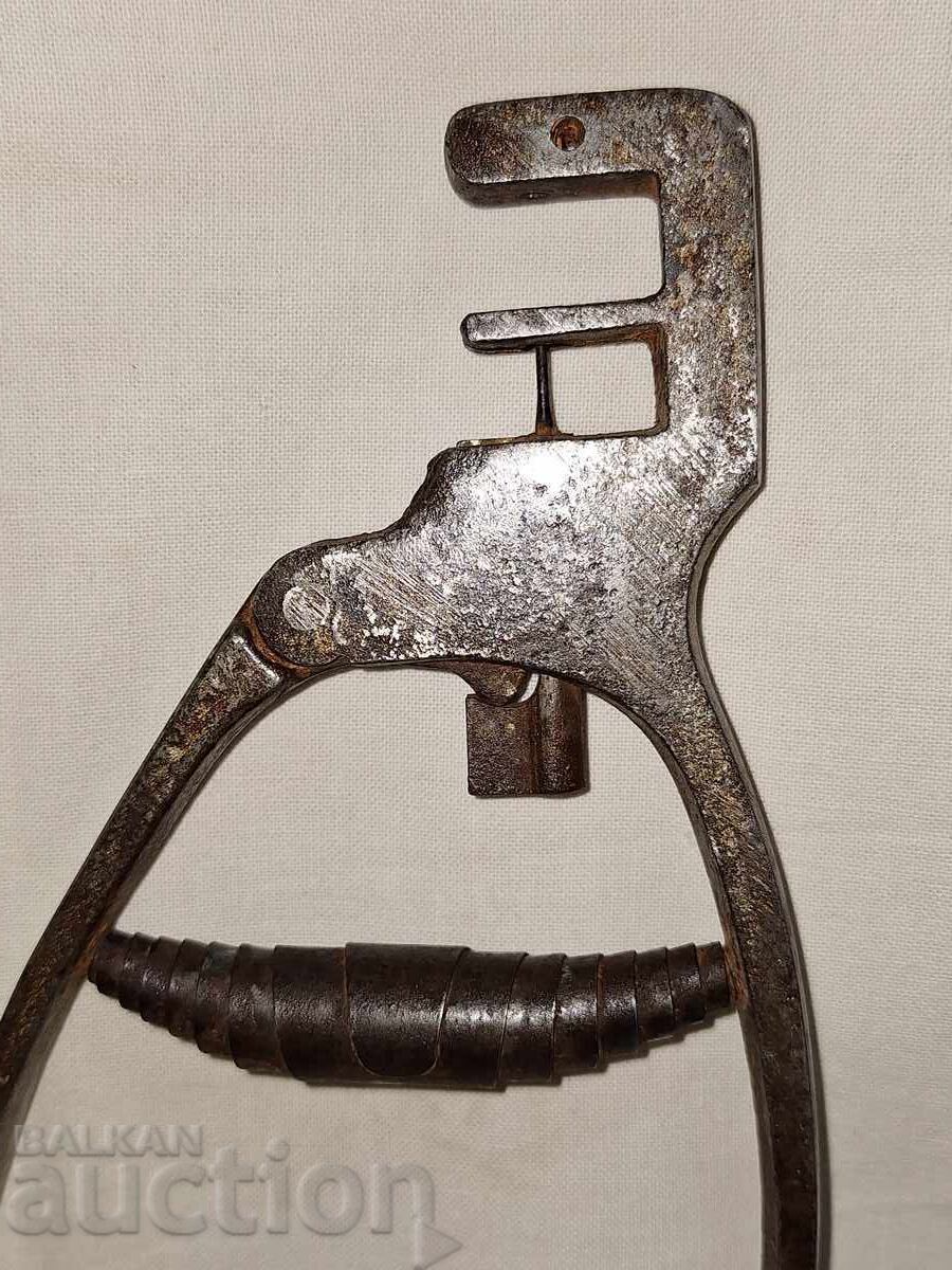 Livrarea Instrument vechi de tâmplărie pentru găurit Livrarea Instrument vechi de tâmplărie pentru găurit