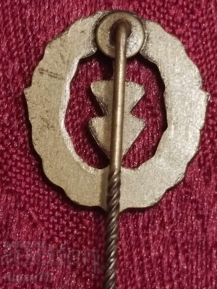 Παράδοση Αντίκα γερμανική τουριστική καρφίτσα πέτου IVV 4 ασπίδες, λογότυπο