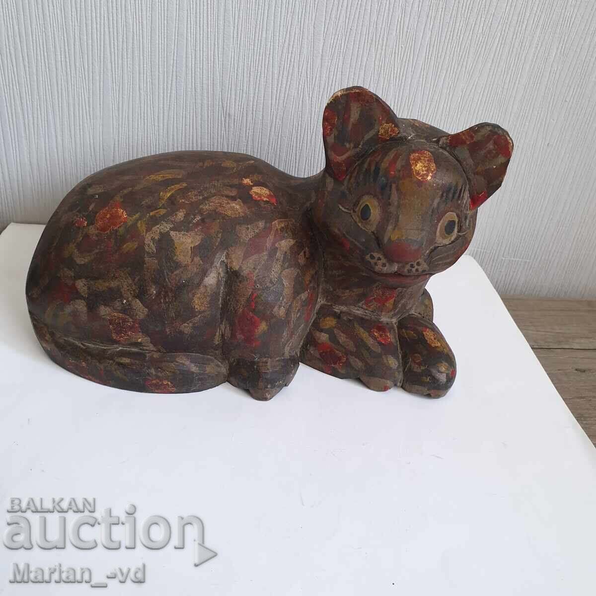 Παλιά ξύλινη γάτα χειροποίητη