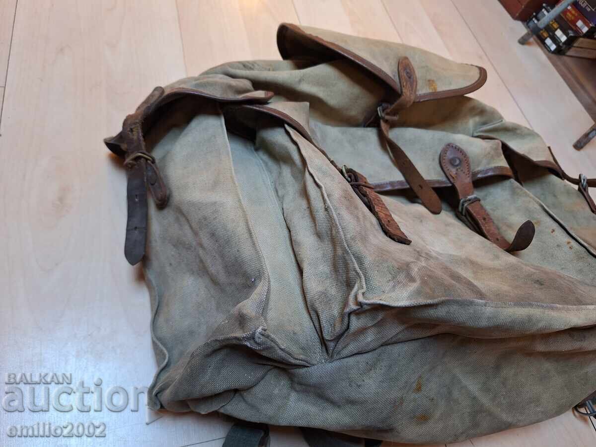 Auction  Military or Hunting Backpack