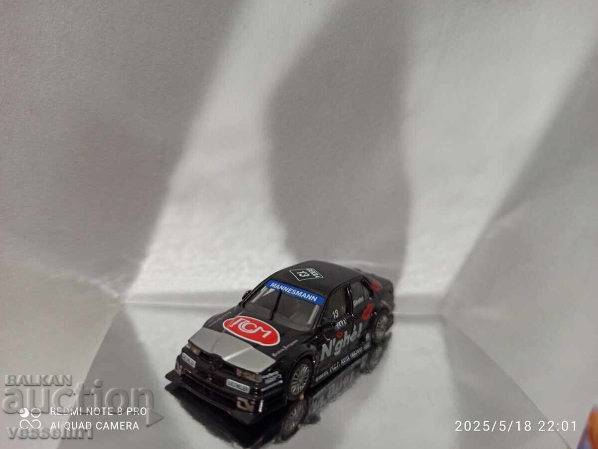 Cărucior Alfa Romeo 155 v6ti1/87 herpa HO din anii '90