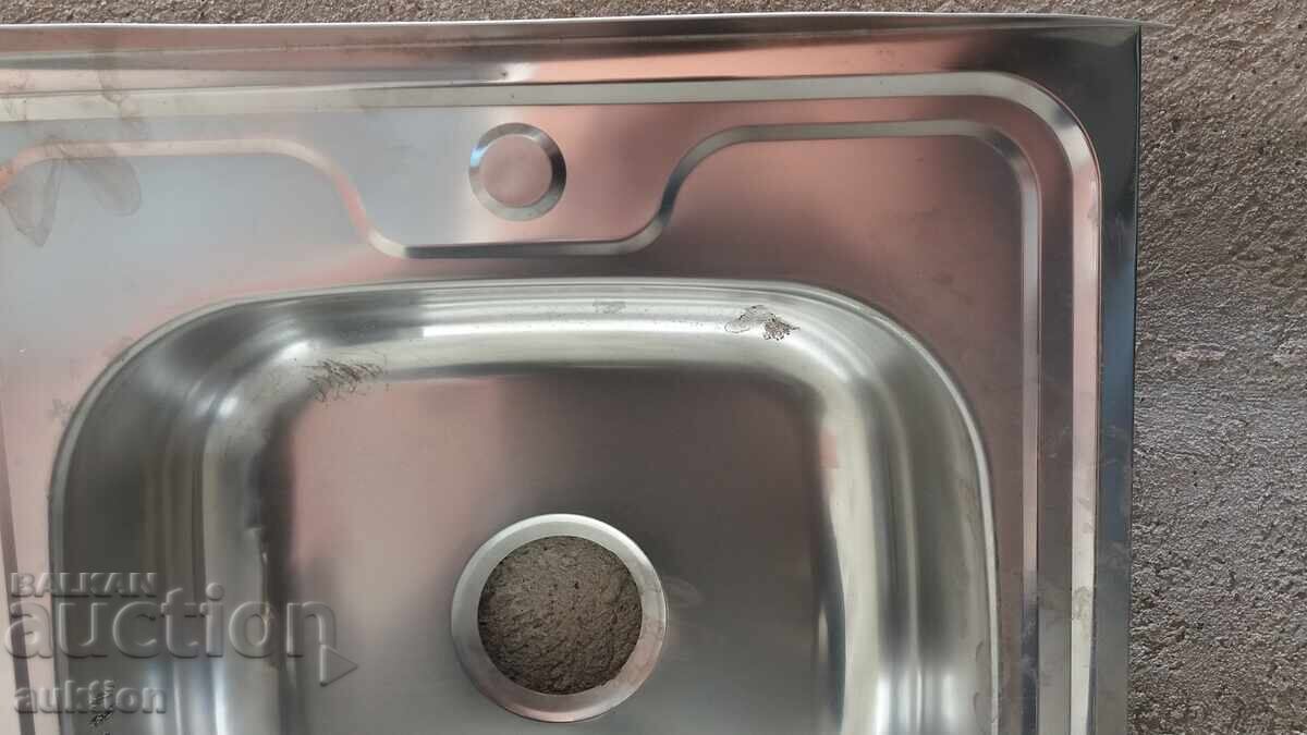 Kitchen Sink - Stainless Steel with Deep Basin and Drainer - 5