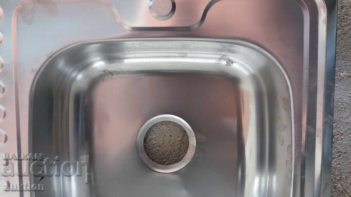 Kitchen Sink - Stainless Steel with Deep Basin and Drainer - 6