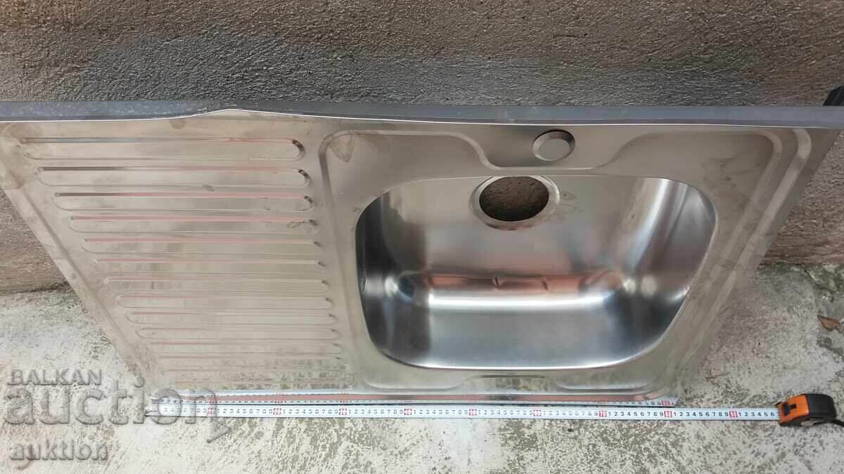 Kitchen Sink - Stainless Steel with Deep Basin and Drainer - 7