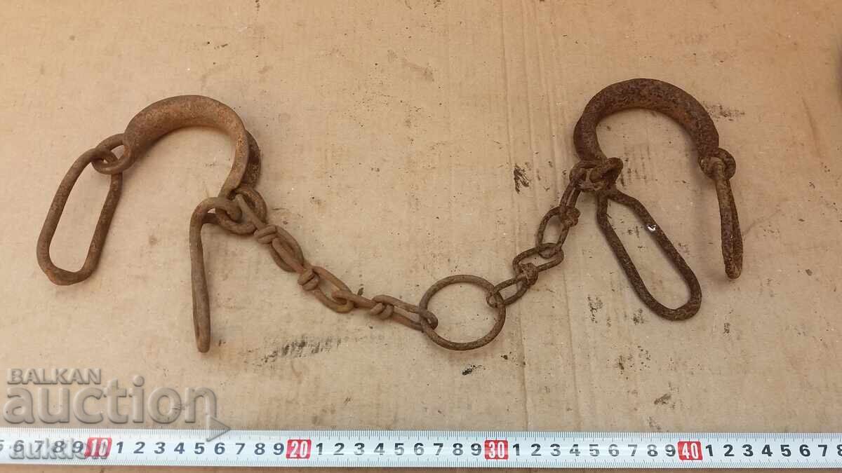 КОВАНИ ВЪЗРОЖДЕНСКИ ОКОВИ, ПРАНГИ , БЕЛЕЗНИЦИ с цена 19.99 лв. | € 10.22 КОВАНИ ВЪЗРОЖДЕНСКИ ОКОВИ, ПРАНГИ , БЕЛЕЗНИЦИ с цена 19.99 лв. | € 10.22