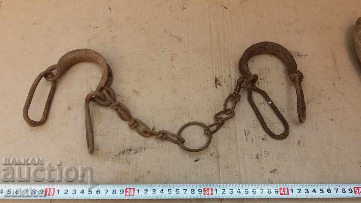 КОВАНИ ВЪЗРОЖДЕНСКИ ОКОВИ, ПРАНГИ , БЕЛЕЗНИЦИ КОВАНИ ВЪЗРОЖДЕНСКИ ОКОВИ, ПРАНГИ , БЕЛЕЗНИЦИ