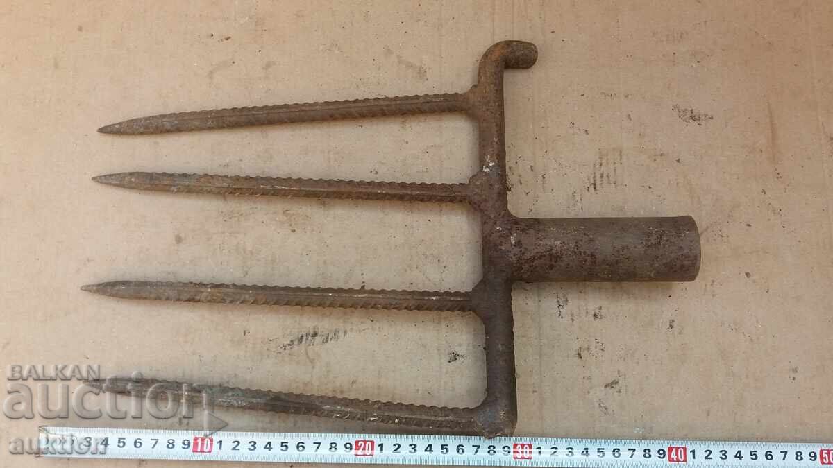 MASSIVE VILLA with price 6.99 BGN | € 3.57