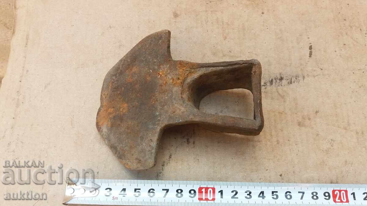 ΜΙΑ ΠΑΛΙΑ ΤΣΑΠΑΝΗ